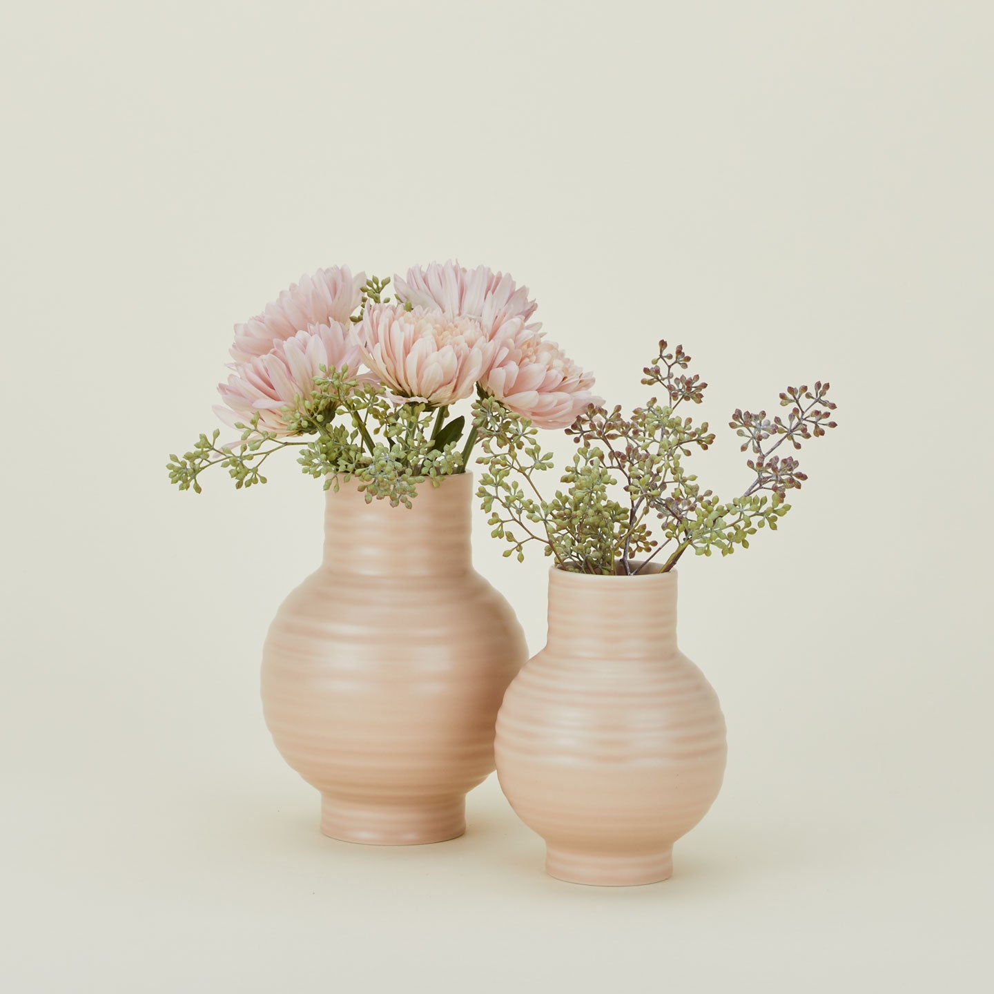 Essential Ceramic Vase in Blush in Small and Large sizes with flowers.