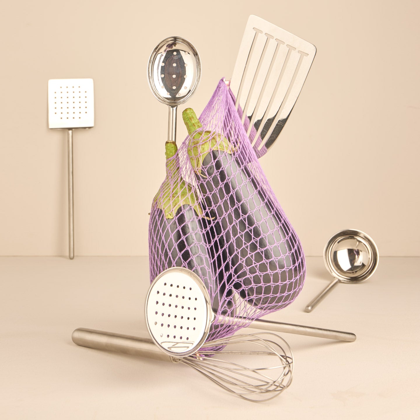 Simple metal utensils in silver