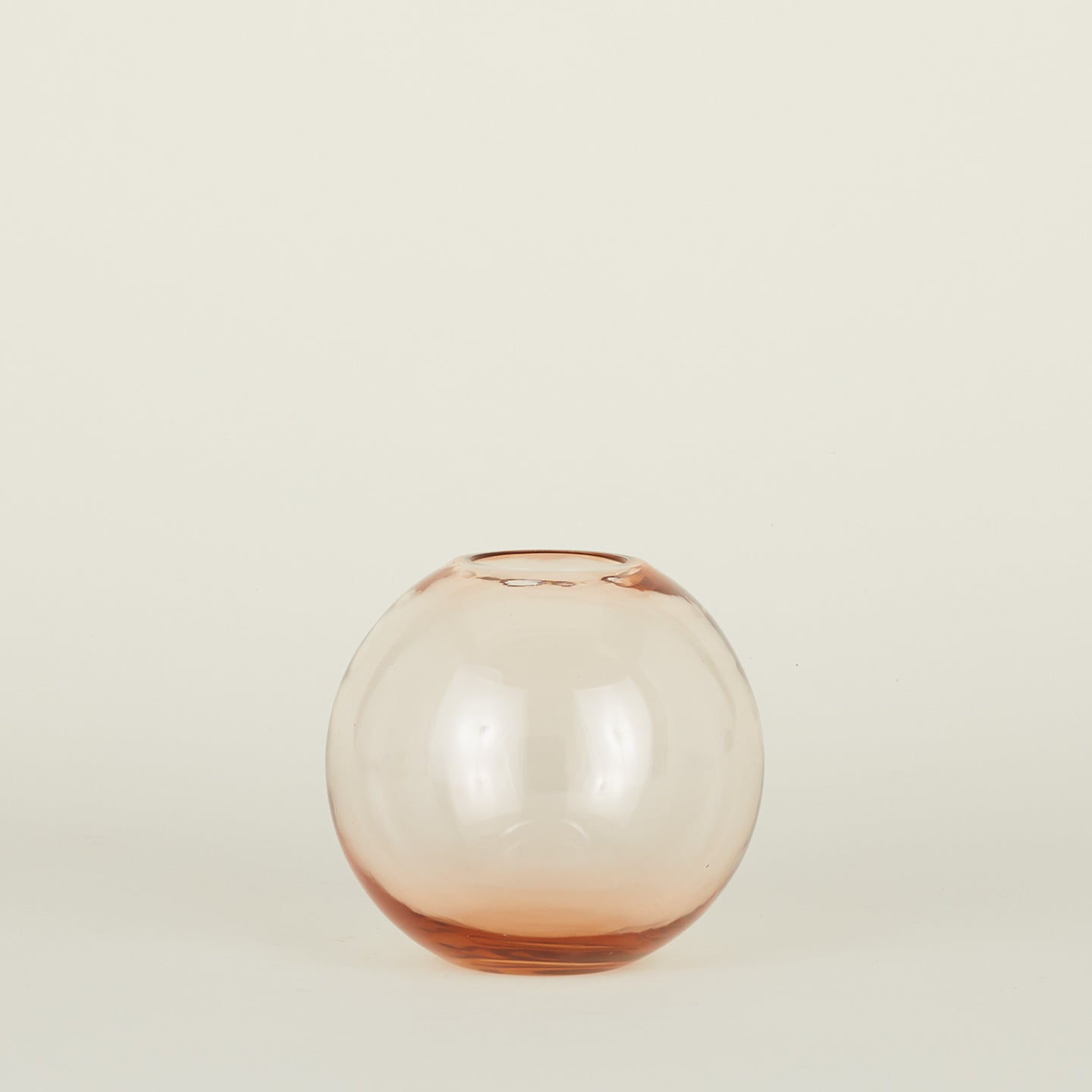 Large aurora sphere vase in blush