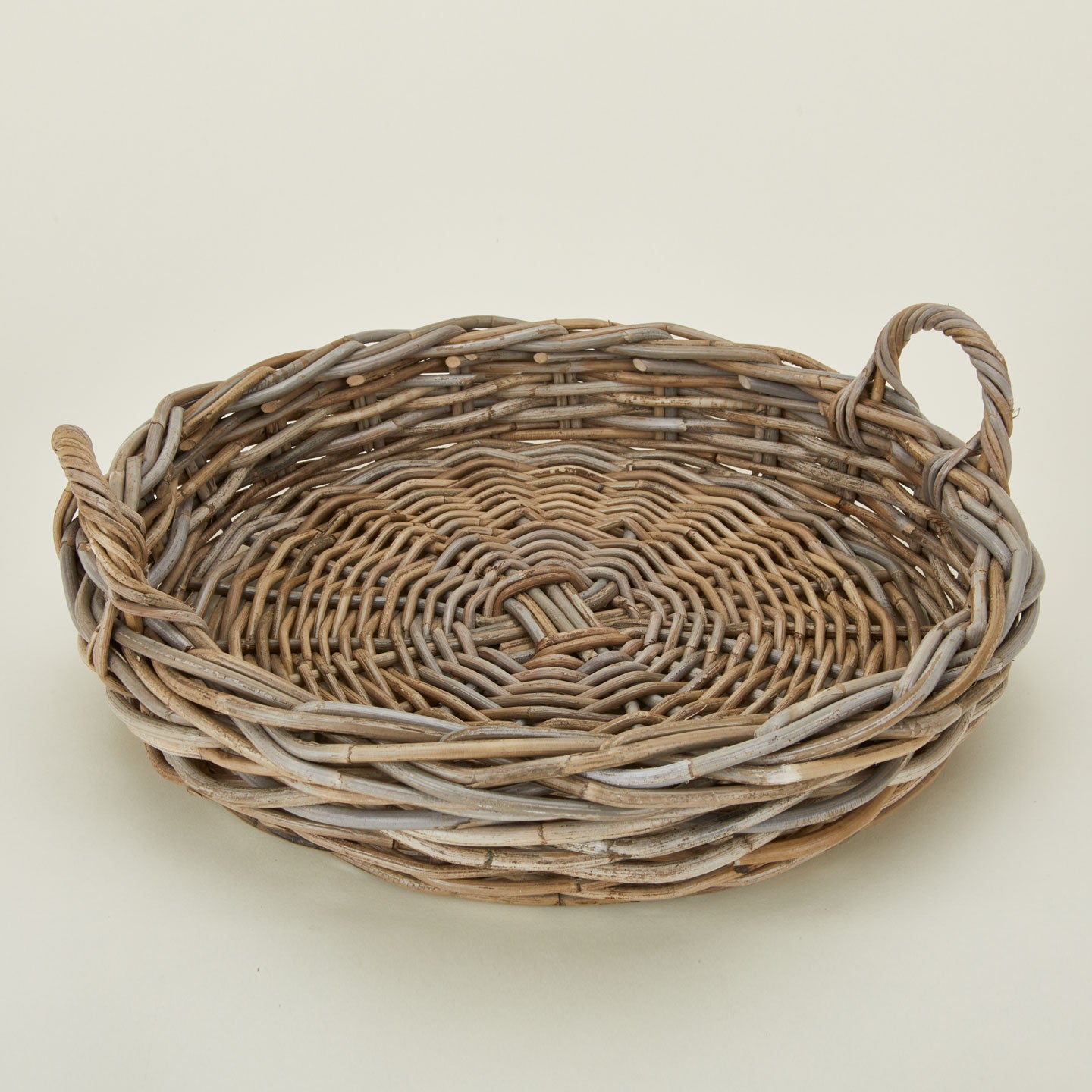 Detailed view of Rattan tray