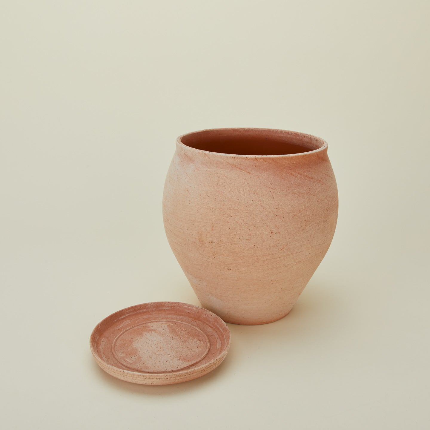 Berg's Potter medium Delphi pot with tray removed