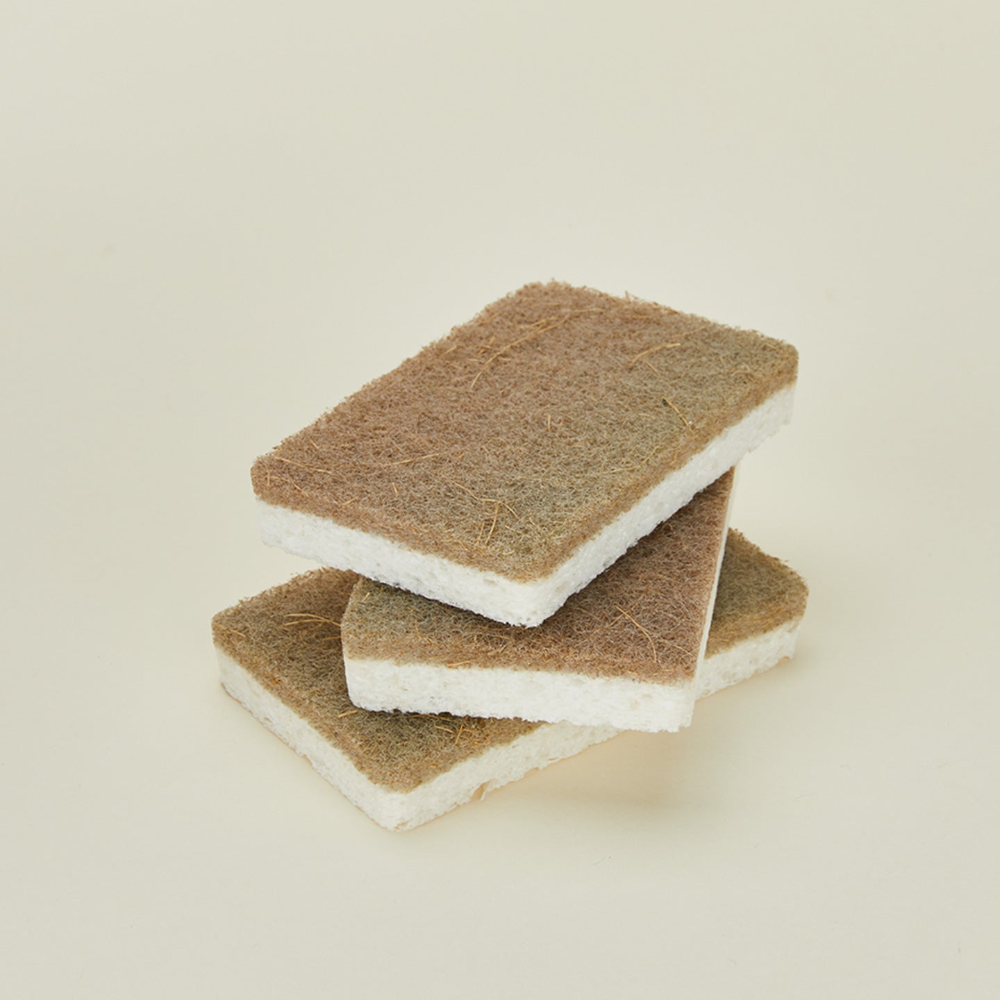 Detailed view of Ecofreax Cellulose walnut sponge, set of 3