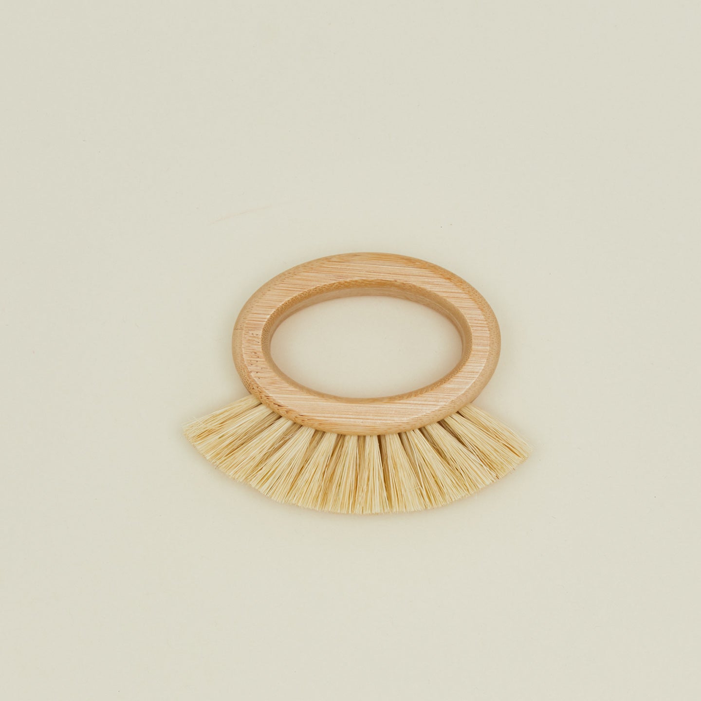 Overhead view of Ecofreax oval ring cleaning brush