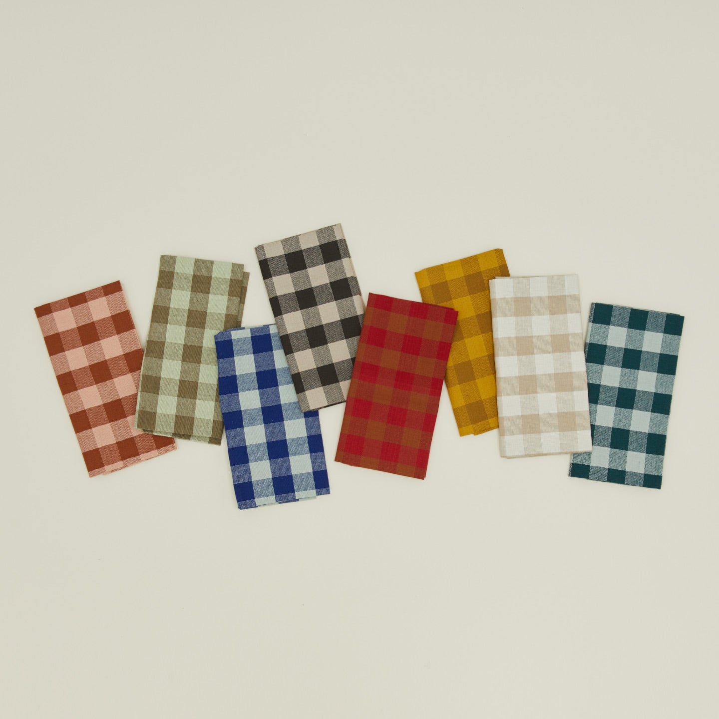 Essential Gingham napkins in various colors
