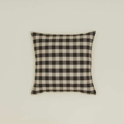 Gingham square pillow in grey/black