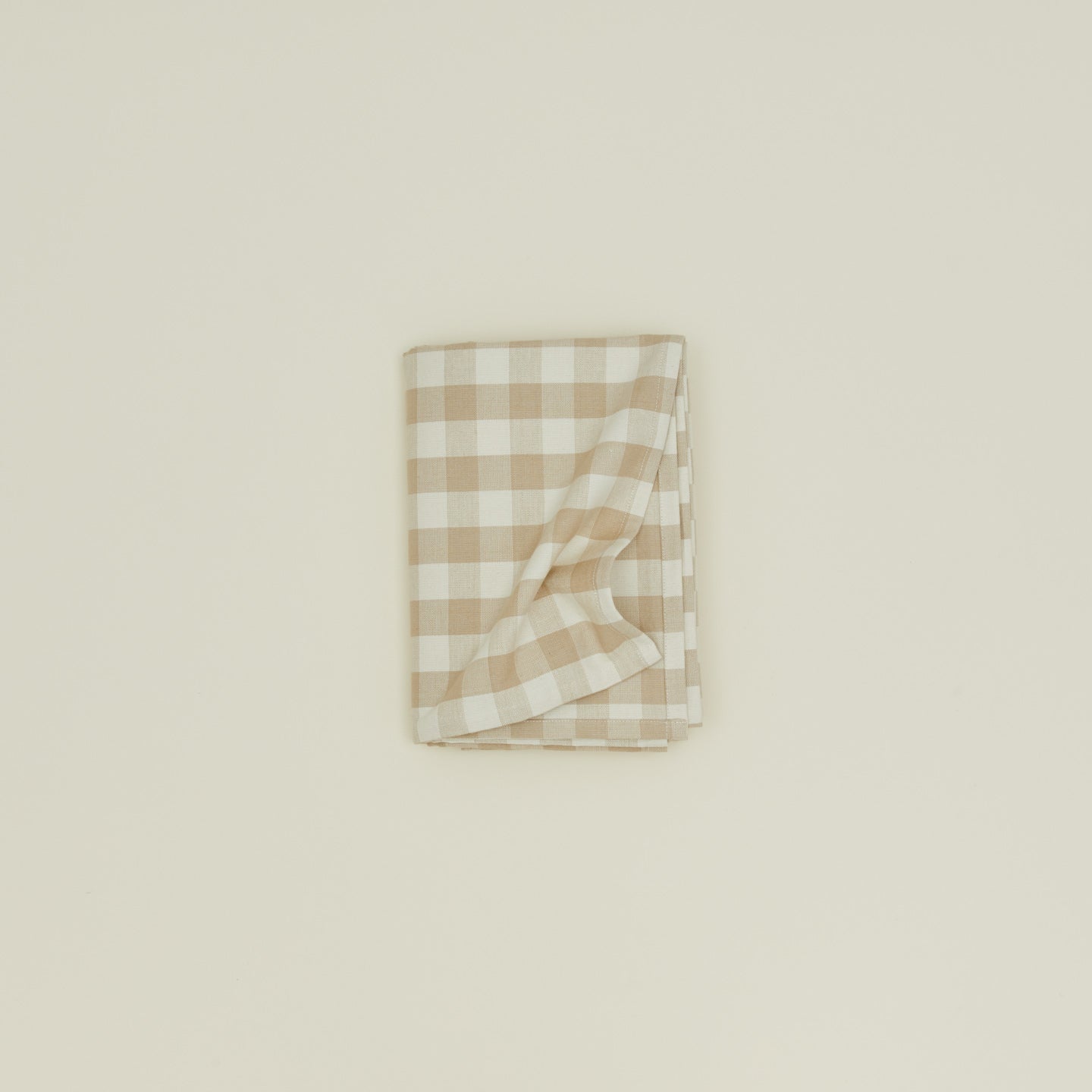 Folded Essential Gingham tablecloth in ivory/flax