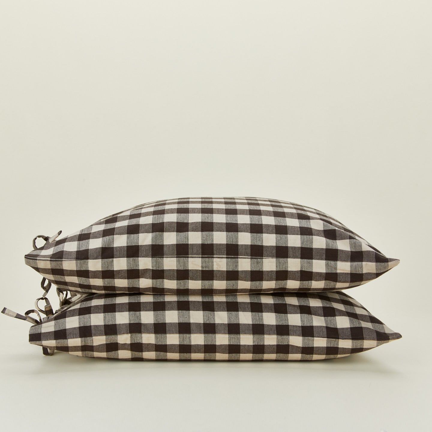 Essential Gingham Pillowcases, Set of 2 - Light Grey/Black