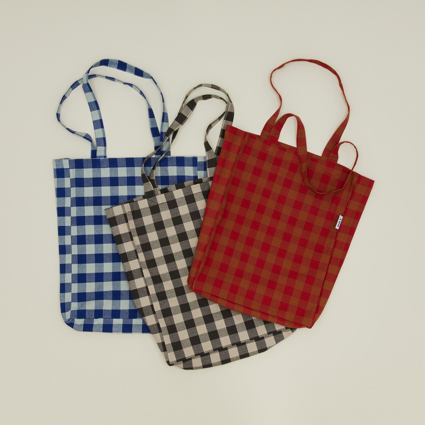 Gingham tote bag in various colors