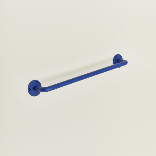 Essential towel bar holder in klein blue