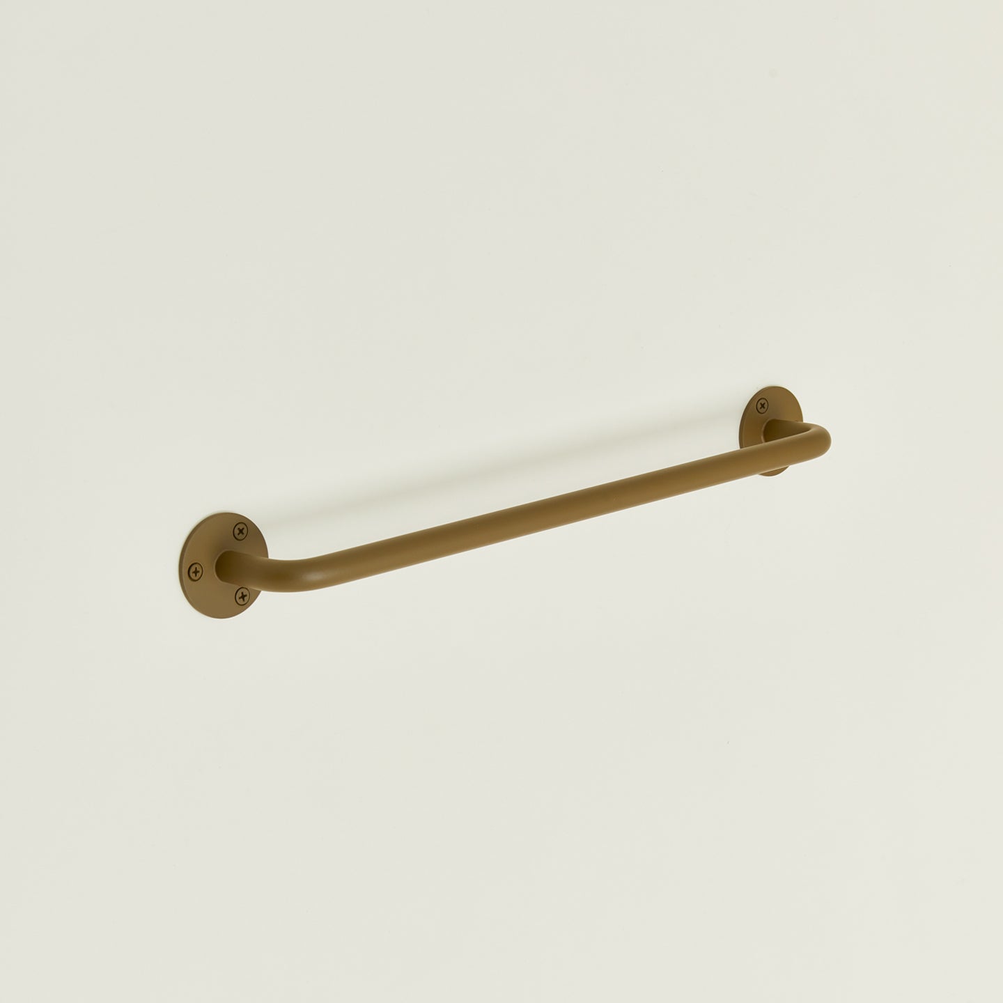 Small towel bar in Olive.