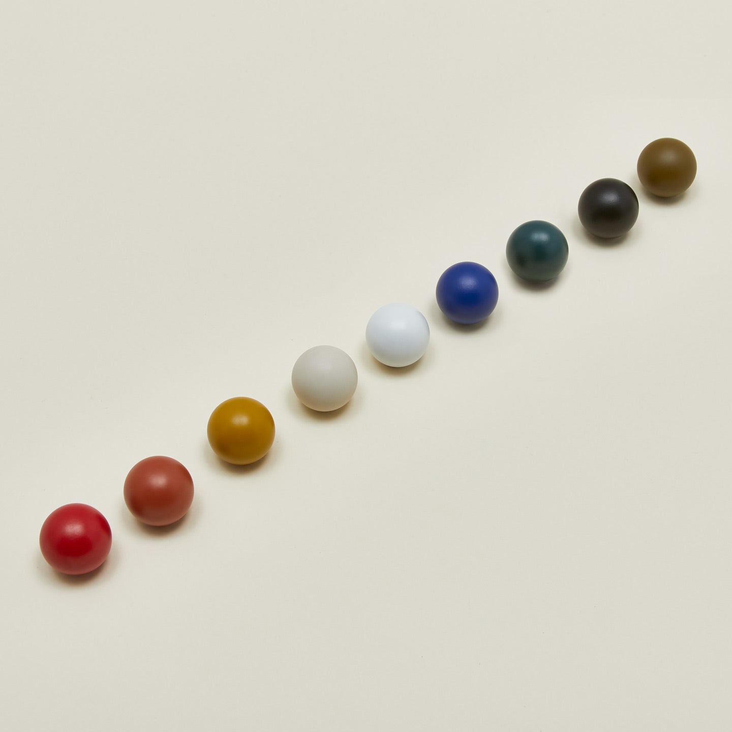 Large knobs in a variety of colors.