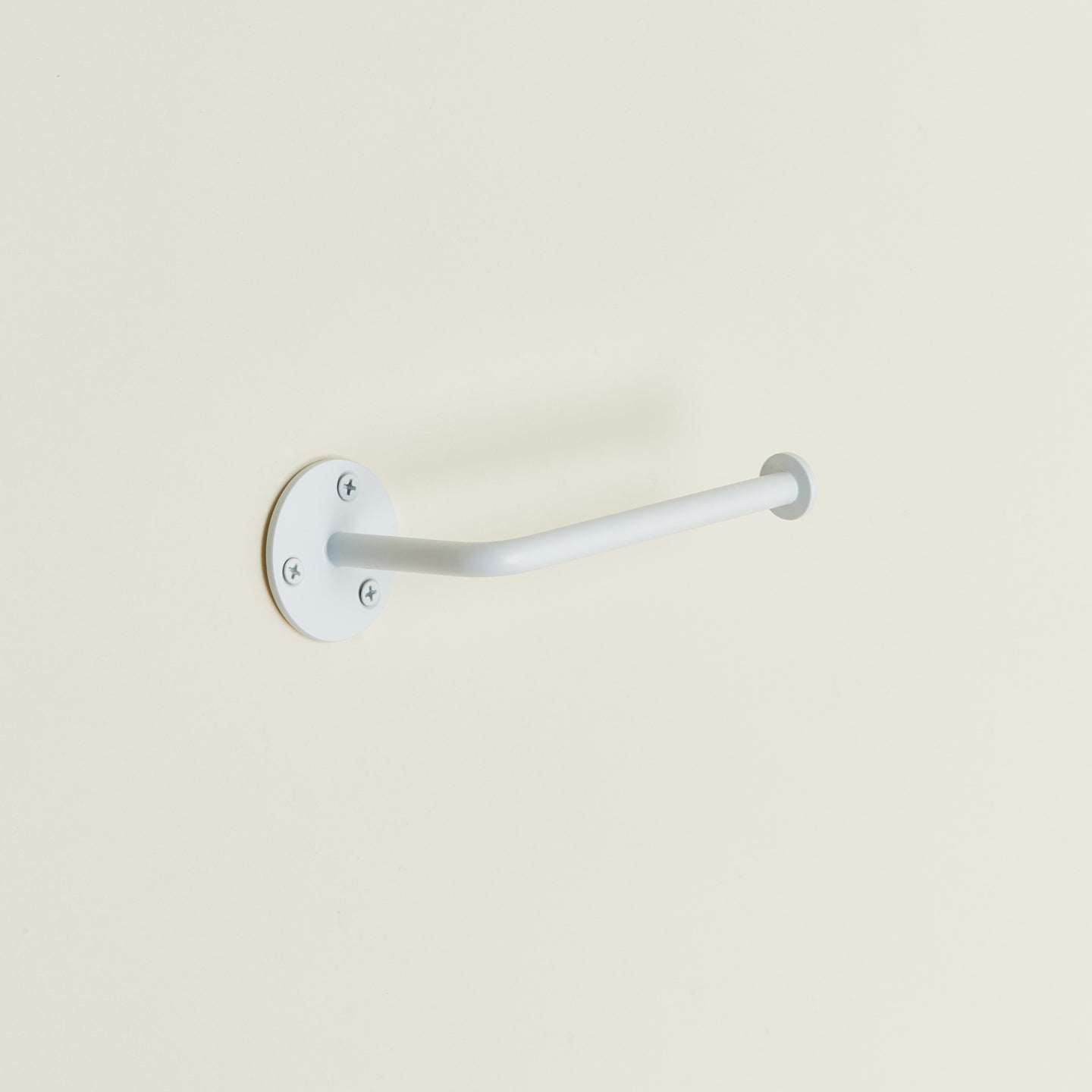 Essential toilet paper holder in white