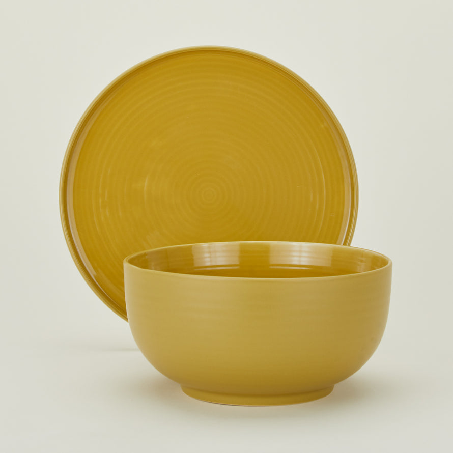 Essential Serving Bowl and Serving Platter in Mustard.