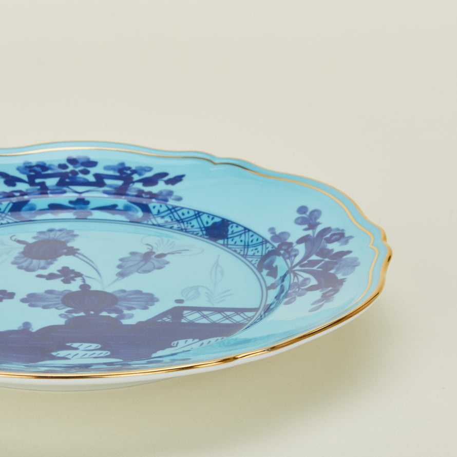 Ginori dessert plate in iris detail