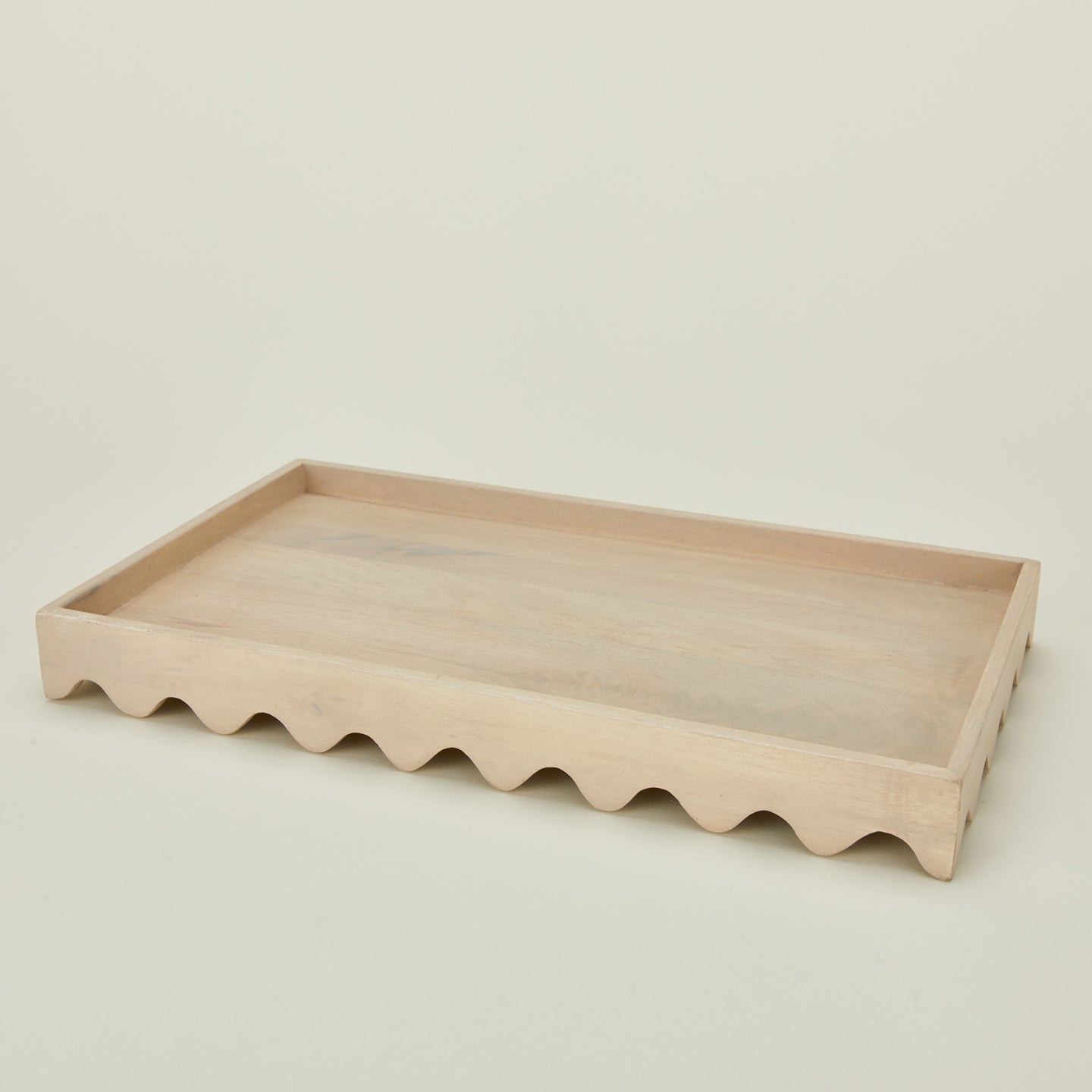Detailed view of Rectangular Scallop Edge Tray