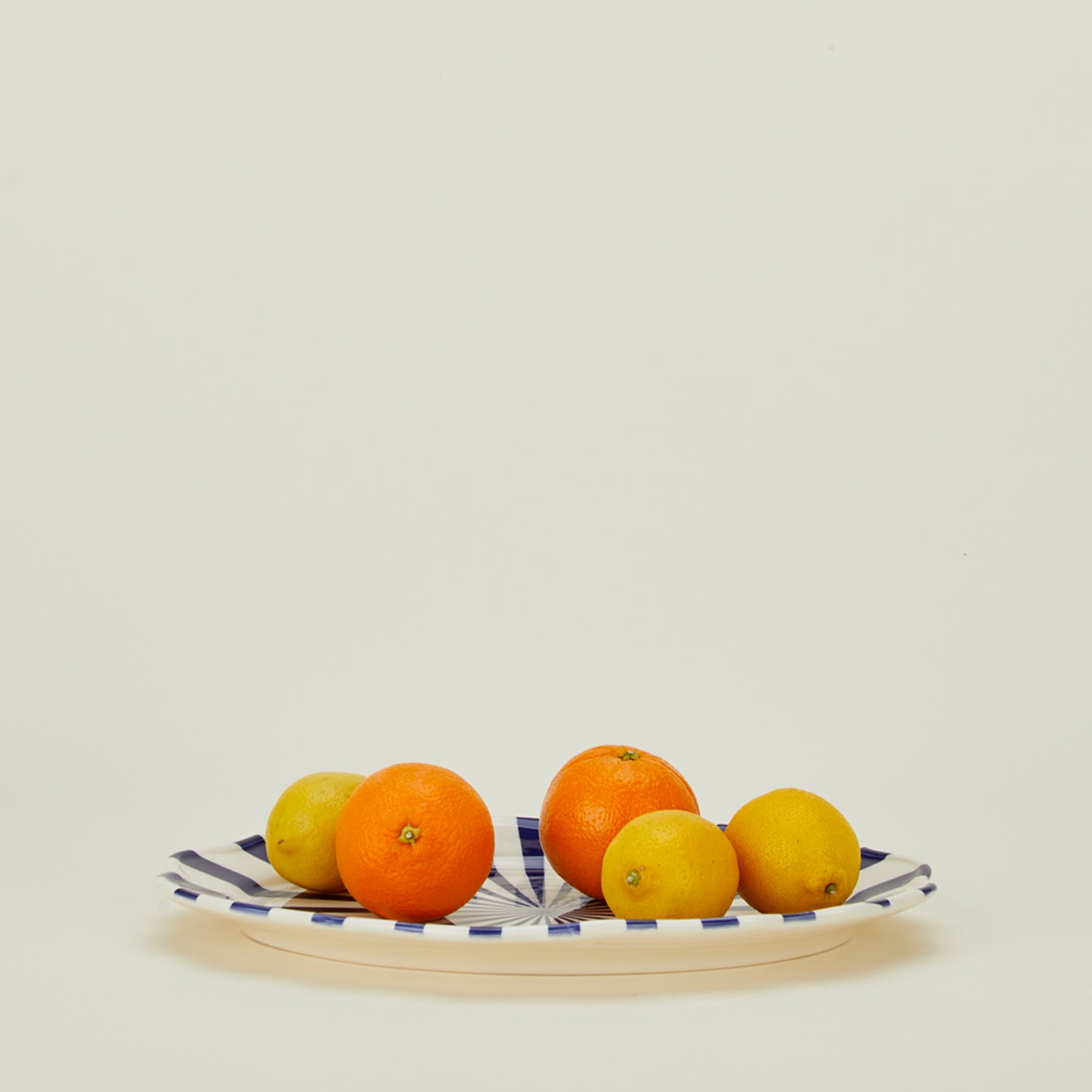Maison Madison starburst oval platter with oranges and lemons
