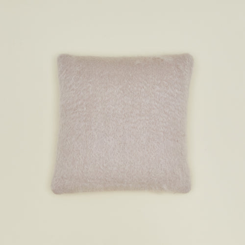 Mantas Ezcaray mohair pillow in lilac