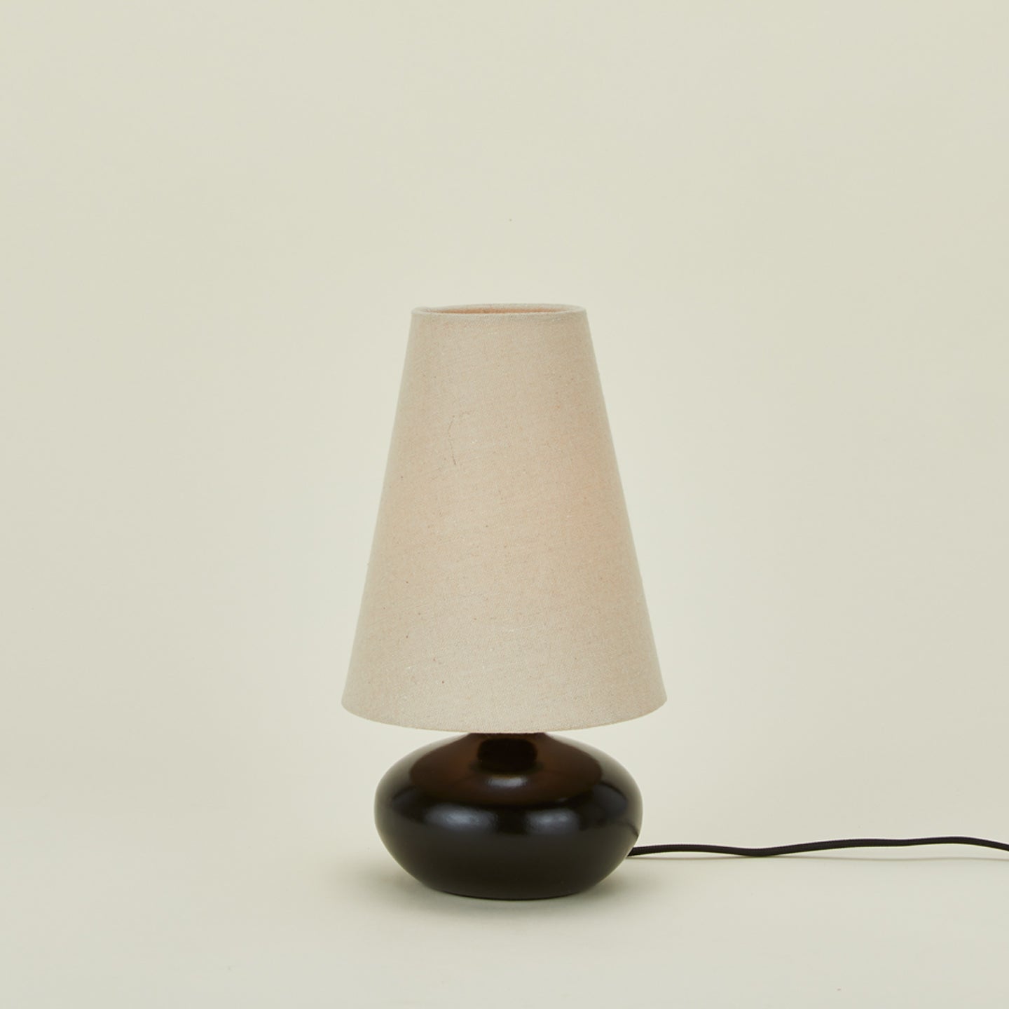 Olivia Linen Table Lamp