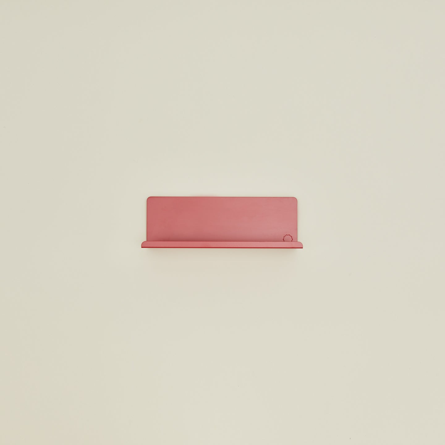 Small ledge shelf in poppy