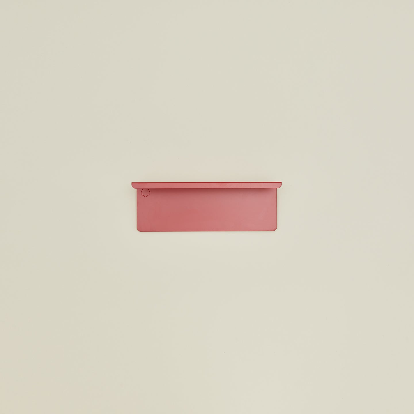 Small ledge shelf in poppy