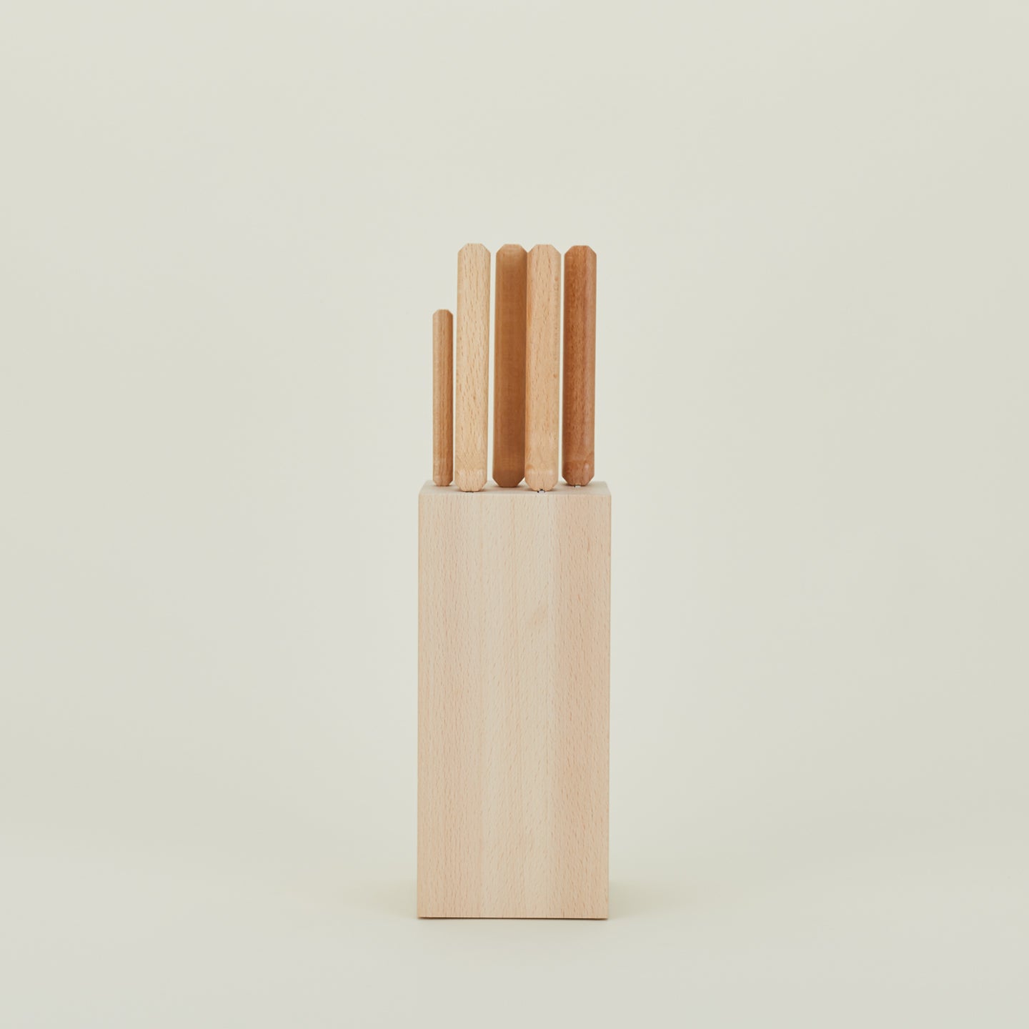 5 Beechwood kitchen knives in knife block