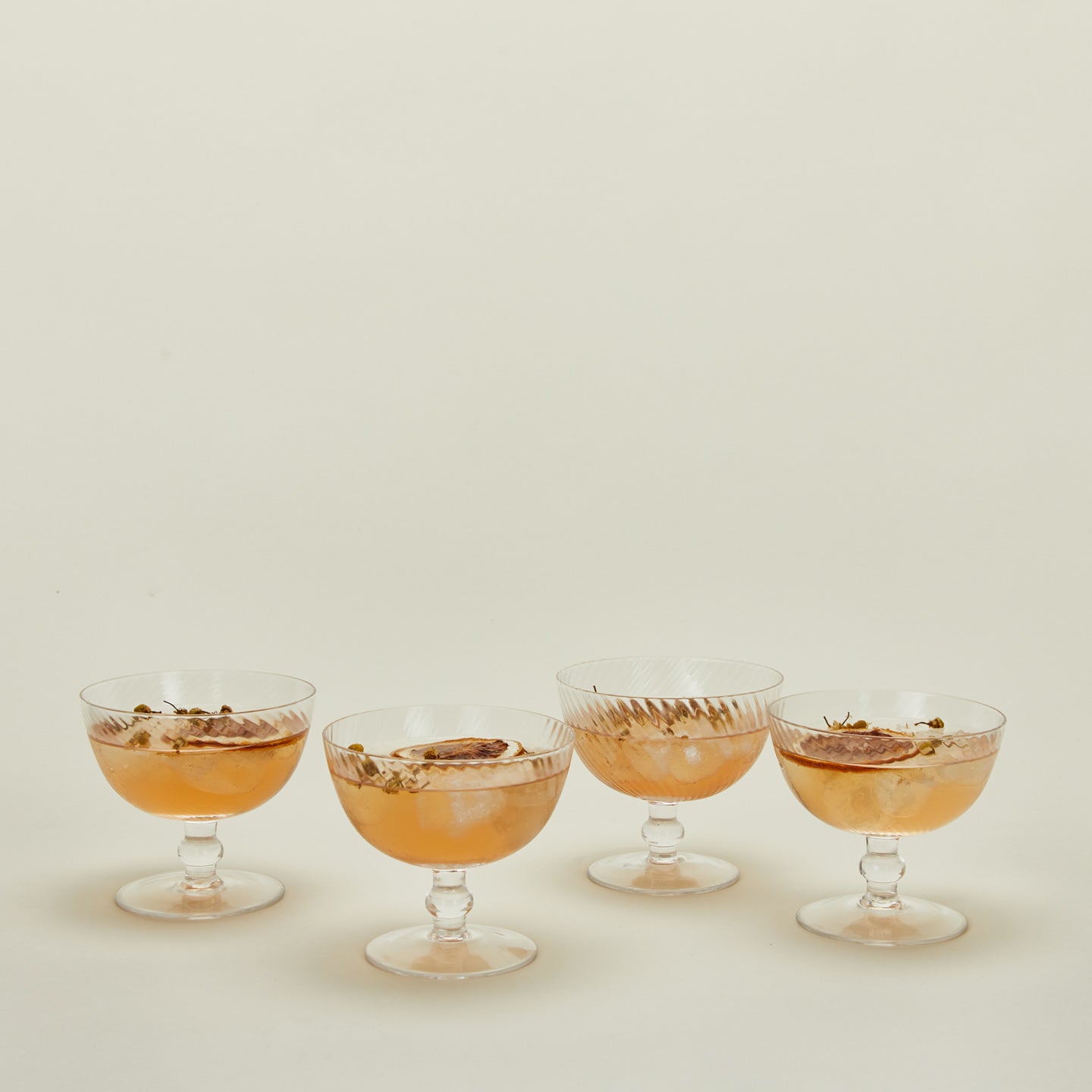Optic coupe set of 4 in clear