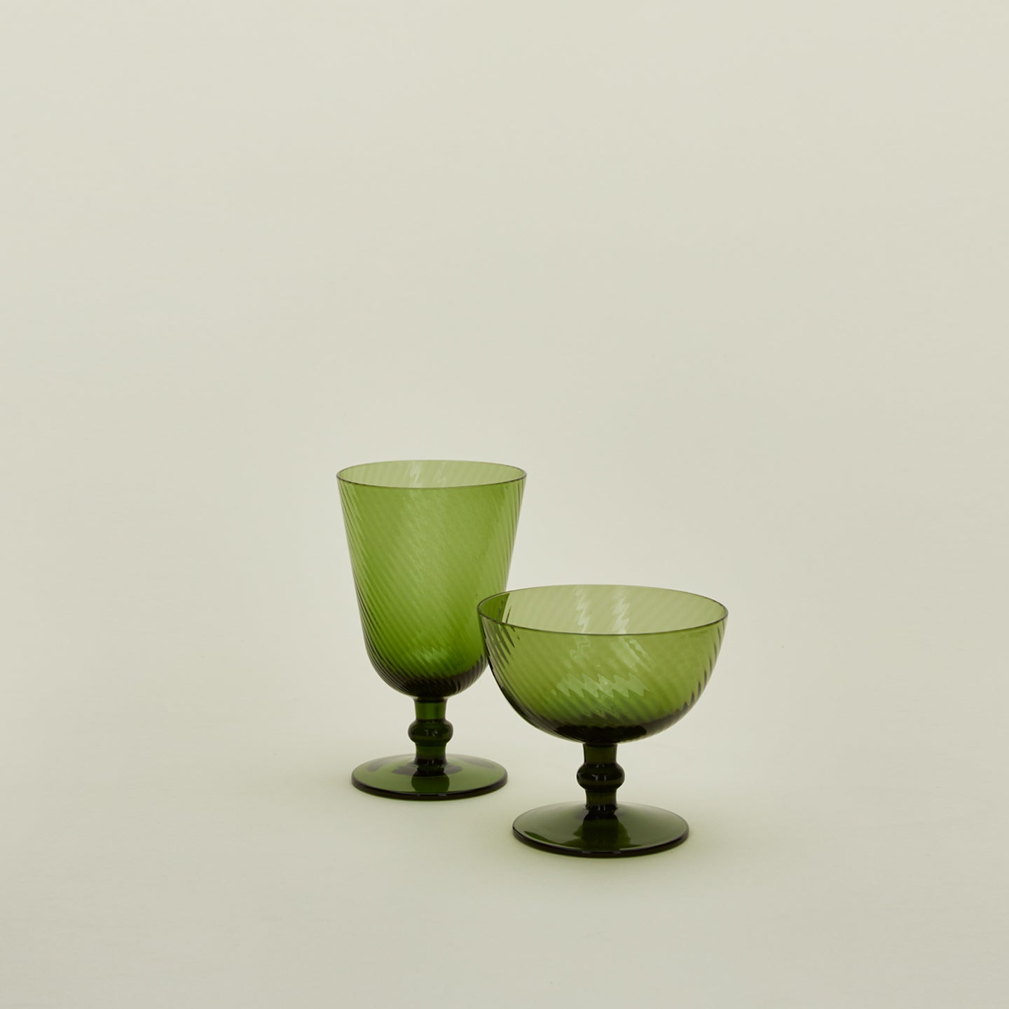 Optic goblet and coupe in olive