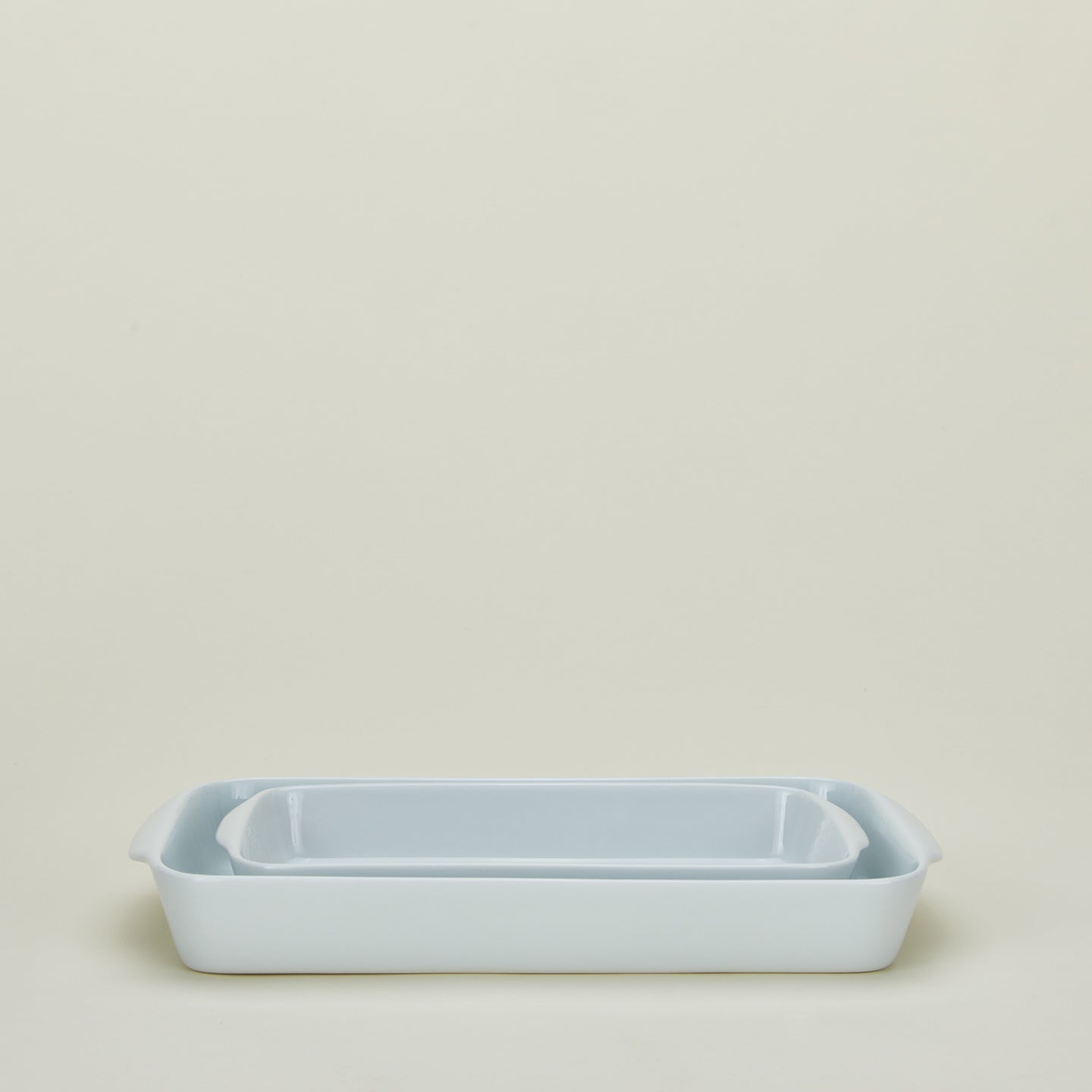 Porcelain rectangular baker in medium and large nested