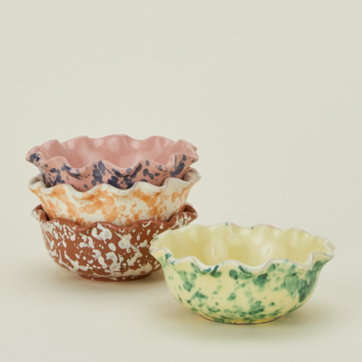 Splatter scallop bowls in various colors