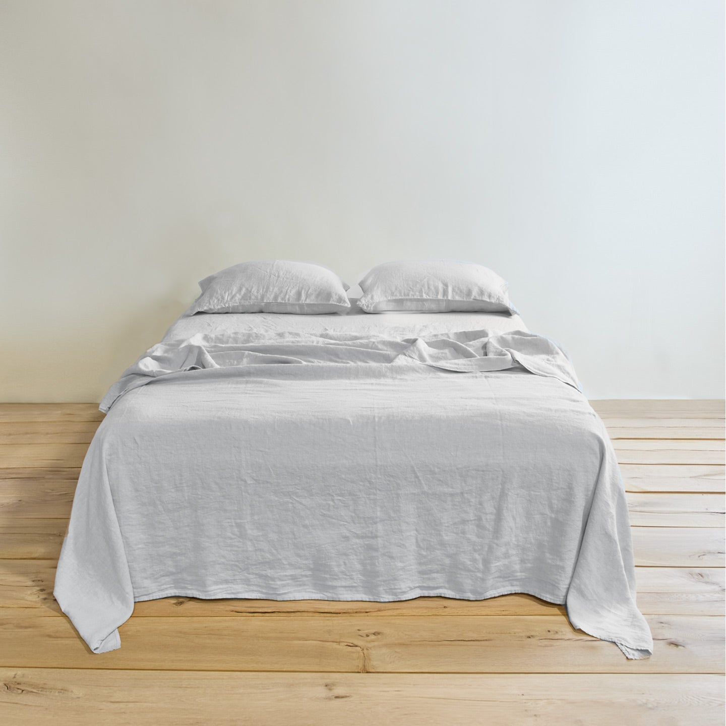 Simple linen bedding in light grey