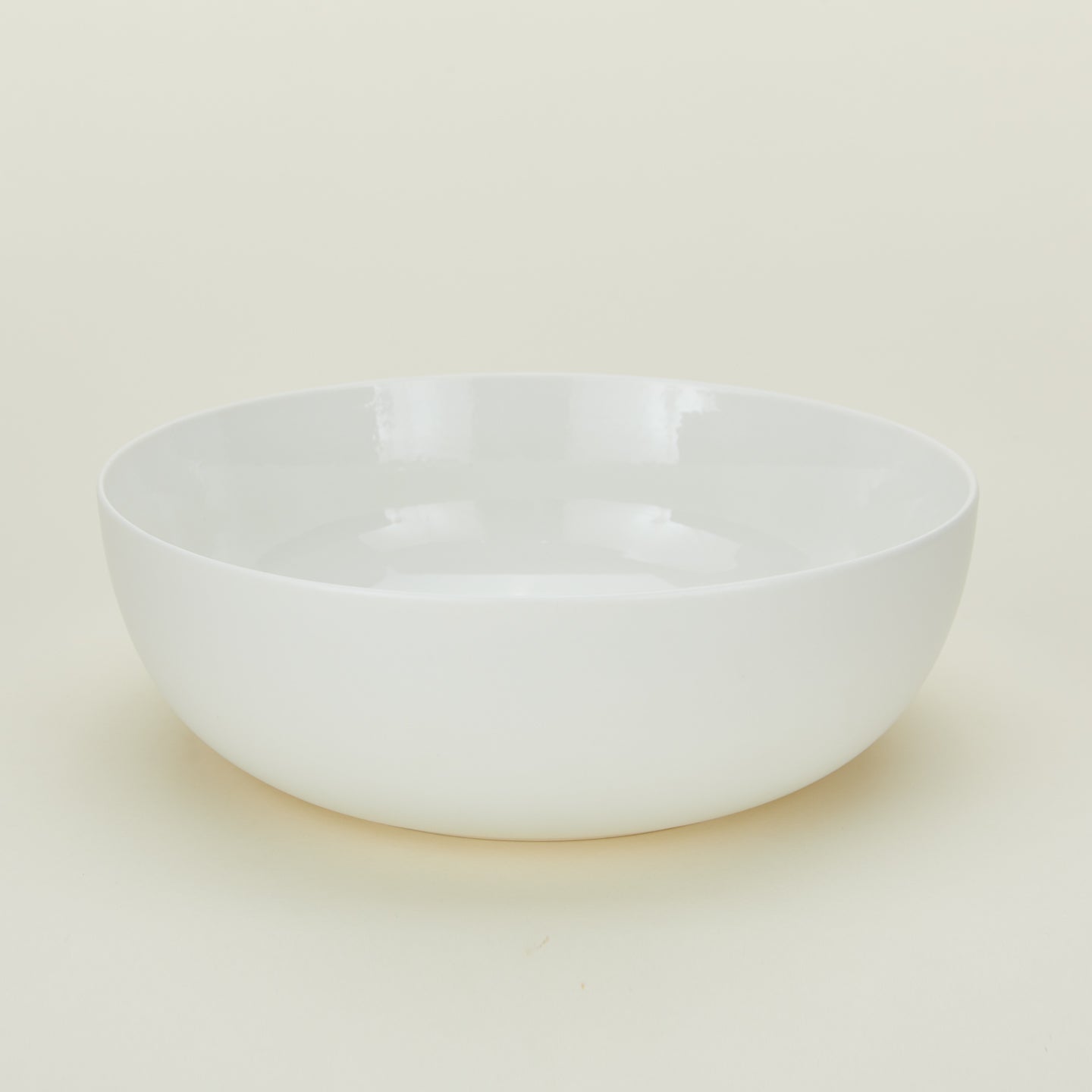 Simple porcelain serving bowl in white