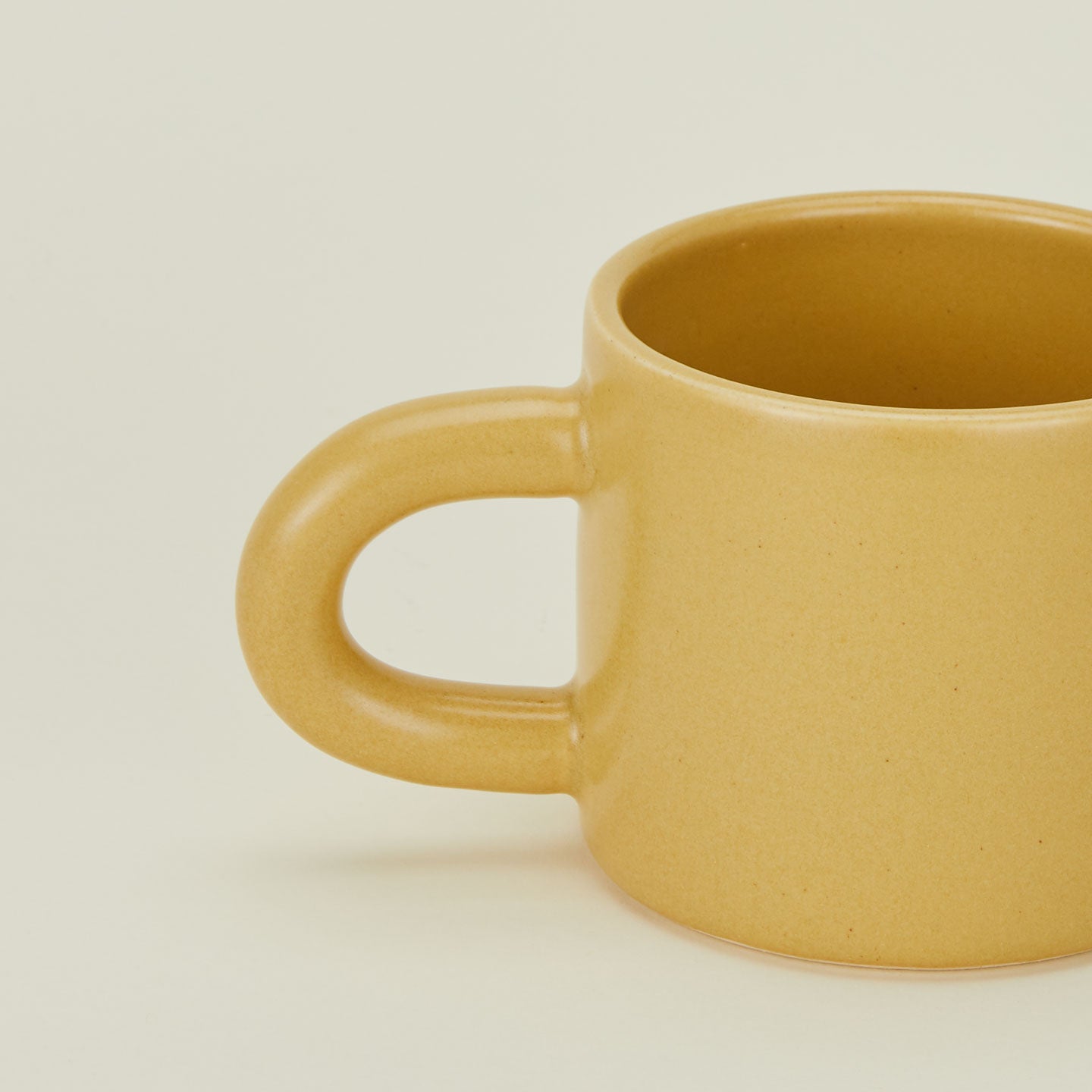 Close up of Everyday Mug in Marigold.