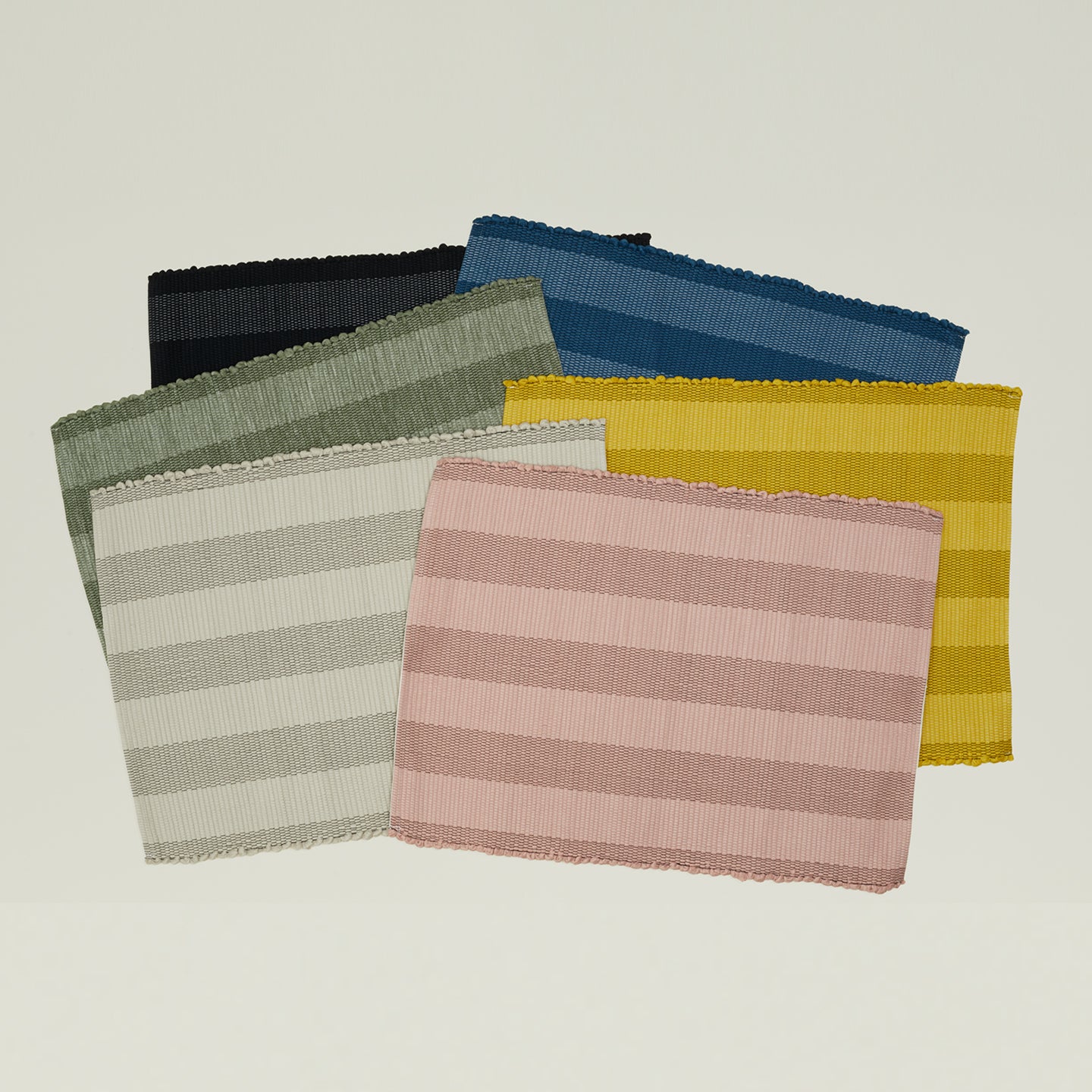 Essential Floor Mat - Light Grey