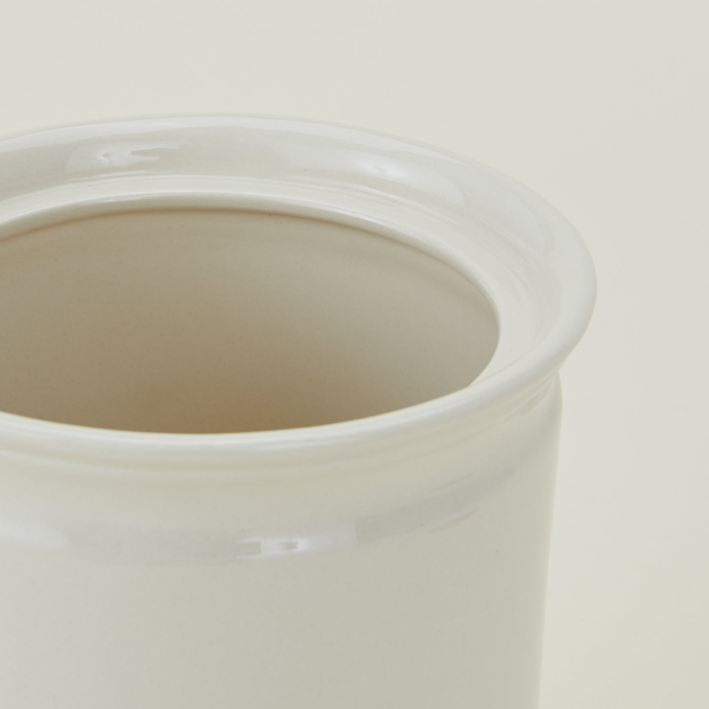 Larder Crock - Ivory